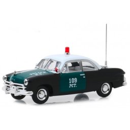 FORD NYPD 1949 - Greenlight Escala 1:43 (86165)