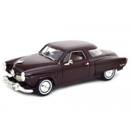 STUDEBAKER Champion 1951 - ACME Escala 1:18 (A1809201)