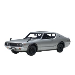 NISSAN Skyline 2000 GT-R (KPGC1110) 1973 Silver - AutoArt Escala 1:18 (77471)