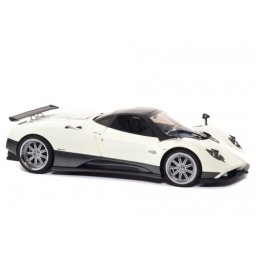 PAGANI Zonda F 2005 White - Almost Real Escala 1:18 (ALM854701)