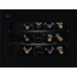 AEG KITCHEN Vinoteca empotrable NKW8P21KAB. Negro. 15 botellas.