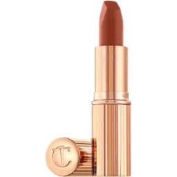 Charlotte Tilbury Barra de labios Matte Revolution .