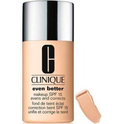 Clinique Base de maquillaje fluida Even Better Makeup SPF15 para pieles con tono desigual 30mL Cn28 Ivory SPF15