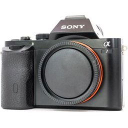 Sony Alpha A7 (Condition: Excellent)