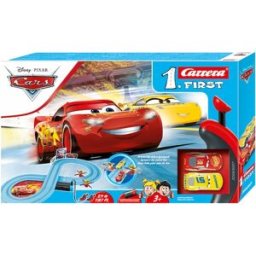 Carrera Circuito First Disney Pixar Cars Race of Friends.
