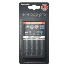 Cargador Panasonic K-KJ55HCD40E con 4 Pilas Recargables AA 2500 mAh y LED