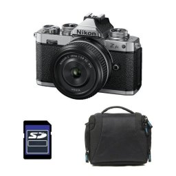 Cámara Mirrorless Nikon Z fc 20.9 MP Sensor APS-C 11x Ráfaga Táctil 4K/UHD WiFi Incluye 28mm F2.8 SE y accesorios