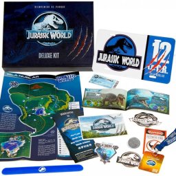 Doctor Collector Jurassic World Deluxe Kit Caja de Coleccionista