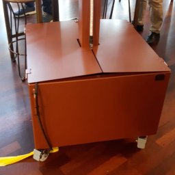 Base Cubo Metalico Para Parasoles con Ruedas