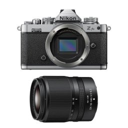 Cámara Mirrorless Nikon Z fc 20.9MP 18-140mm f/3.5-6.3 VR 4K UHD WiFi Bluetooth