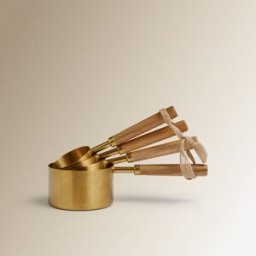 El Corte Inglés Set 4 tazas medidoras de acero y madera de acacia . Oro