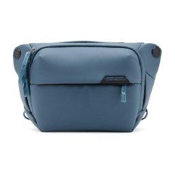 Estuche para cámara Peak Design Everyday azul impermeable con tirante hombro