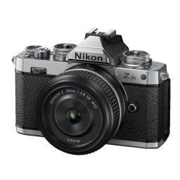 Cámara Mirrorless Nikon Z Fc 20.9MP 4K UHD 28mm F2.8 WiFi Bluetooth Plata Negro