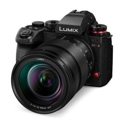 Cámara sin espejo Panasonic Lumix S1RII Cuerpo 44,3 MP Sensor Full-Frame 24-105mm WiFi