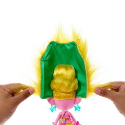 Muñeca MATTEL HNF17 Multicolor con Accesorios y Pelo Intercambiable
