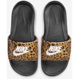 CHANCLA VICTORI ONE PRINT FA21 NIKE MUJER