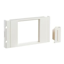 Placa de plástico perforada (aparato 72 5 72 mm) ref. 3902 Schneider Electric [PLAZO 3-6 SEMANAS]