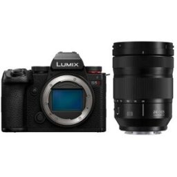 Panasonic Lumix DC-S5II + S 24-105 mm f/4,0 Macro OIS