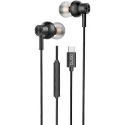 Auriculares Qubo AU-300C con cable USB-C para comunicación profesional y control volumen, negros