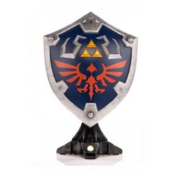 First 4 Figures Estatua The Legend of Zelda Breath of the Wild Hylian Shield Collector
