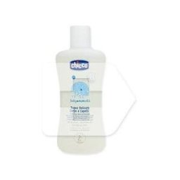 Chicco ® Baby Moments gel Delicado Cuerpo y Cabello 200 ml