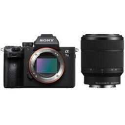 Sony Alpha 7 III (ILCE-7M3) + SEL 28-70mm OSS FE negro