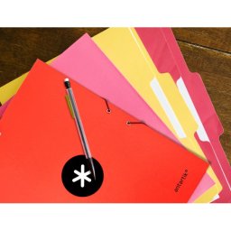 Carpeta antartik gomas tres solapas carton forrado a4 color rojo