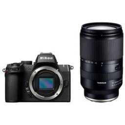 Nikon Z50 II + Tamron 18-300 mm f/3,5-6,3 Di III-A VC VXD
