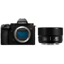 Panasonic Lumix DC-S5II + S 40 mm f/2,0