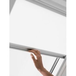VELUX Estor manual blanco roto rfl s08 1028s. Blanco roto