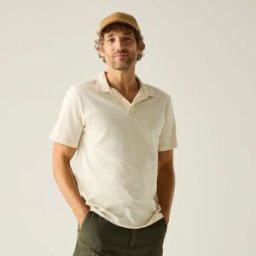 Regatta Polo de hombre Hadvo . (L) Blanco roto