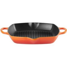 Le Creuset Parrilla cuadrada alta de hierro fundido . Volcánico