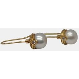 Romo Pendientes de oro, diamantes y perla. Blanco
