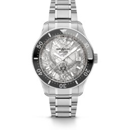 Montblanc Reloj de hombre pulsera de acero. Plata