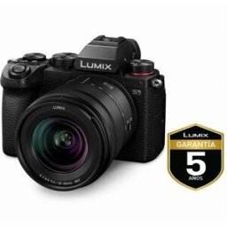 Cámara Panasonic Lumix S S5 + 20-60mm + S50mm