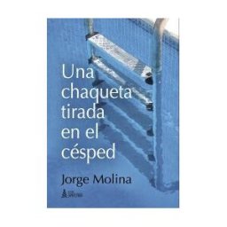 Lantia Publishing Una Chaqueta Tirada En El Cesped