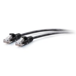 Cable de red Cat6a UTP delgado con protección antienganche C2G de 0,3 m - Negro