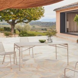 Tikamoon Mesa de jardín rectangular de metal color crema para 4/6 personas