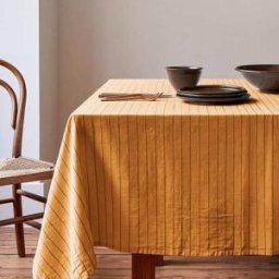 Sensei Maison Mantel de algodón y lino con finas rayas caramelo 170x300