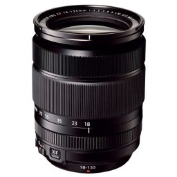 Objetivo Fujifilm XF 18-135mm f/3.5-5.6 R LM OIS WR Telefoto Zoom para MILC Negro