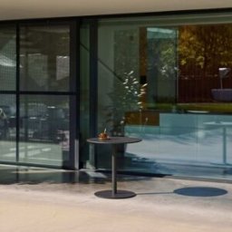 sweeek Mesa de jardín bistró redonda de acero para 2 personas, antracita