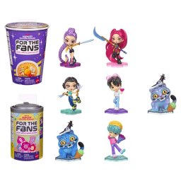 Figura coleccionable Mattel Las Guerreras K-pop 8,9 cm con accesorio y tarjeta