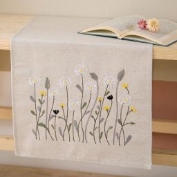 Chemin de table à broder ""fleurs modernes