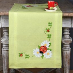 Chemin de table à broder ""coccinelles