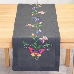 Chemin de table à broder ""papillons multicolores