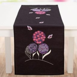 Chemin de table à broder ""ail des ours