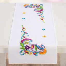 Chemin de table à broder ""paisley