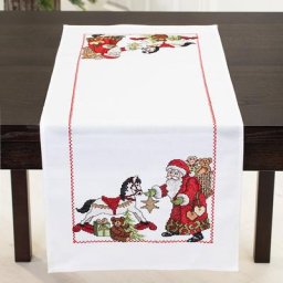 Chemin de table à broder ""cadeaux du Père Noël