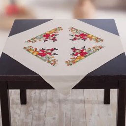 Nappe à broder ""épouvantail
