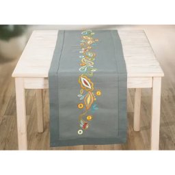 Chemin de table à broder ""paisley